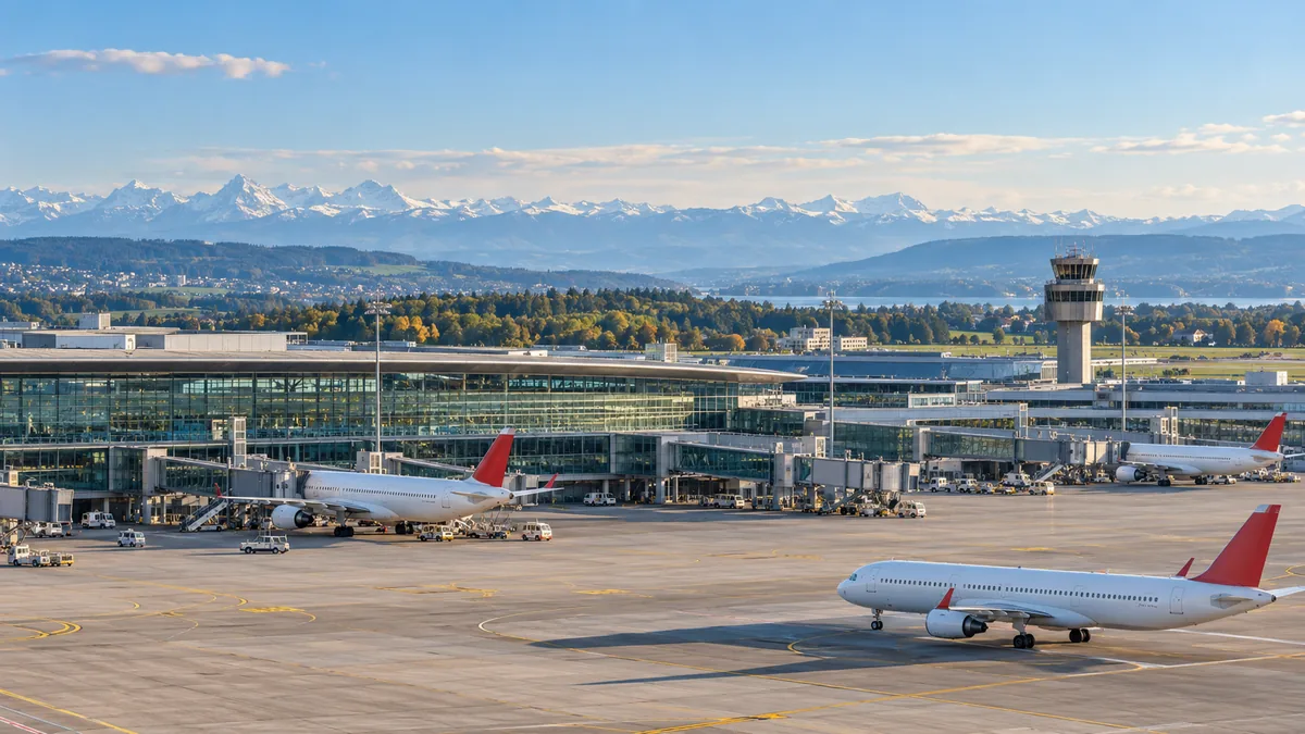 Illustration des Flughafens Zürich mit Terminal, Flugzeugen und Alpen im Hintergrund (KI-generiert)